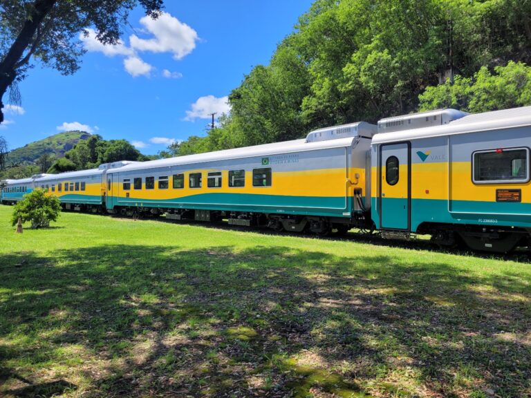 Viagens noturnas do Trem de Férias retornam em julho, com vendas a partir de 17 de maio
